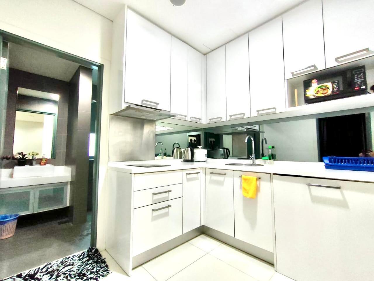 Klcc One Bedroom Apt & Studio Куала-Лумпур Экстерьер фото